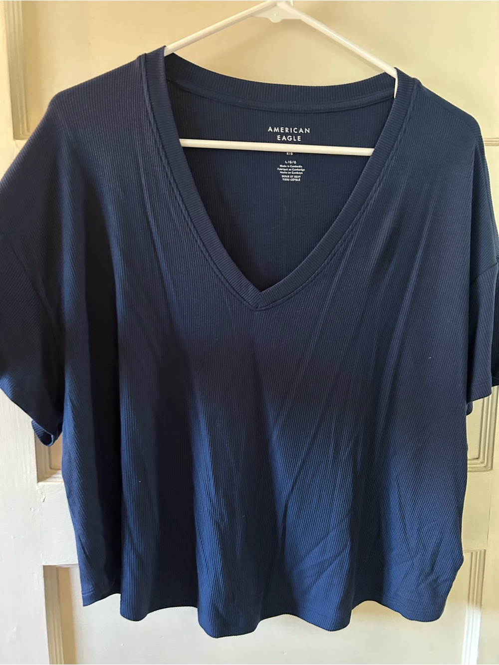 American Eagle Outfitters Navy Ribbed V-Neck Short Sleeve Tee